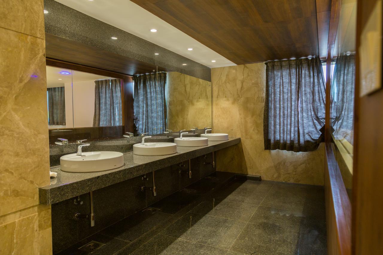 Hotel Hills Tirupattur Tiruppatur Zewnętrze zdjęcie