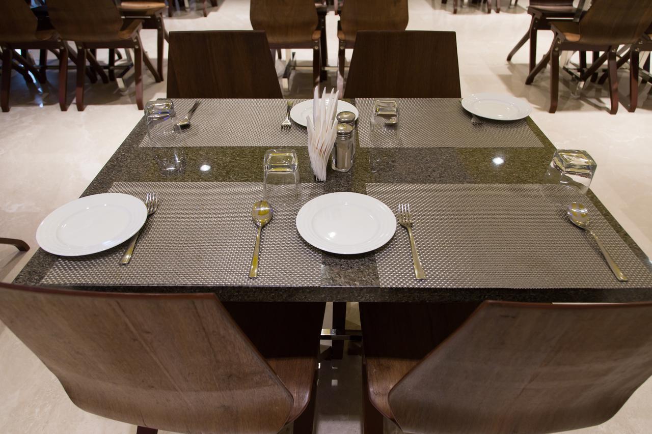 Hotel Hills Tirupattur Tiruppatur Zewnętrze zdjęcie
