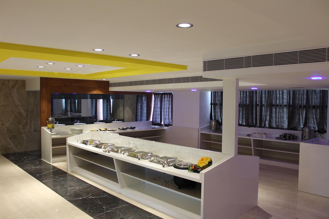 Hotel Hills Tirupattur Tiruppatur Zewnętrze zdjęcie